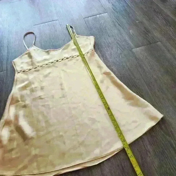 Vintage 90s classic  butter yellow silky mini slip dress - Picture 13 of 13